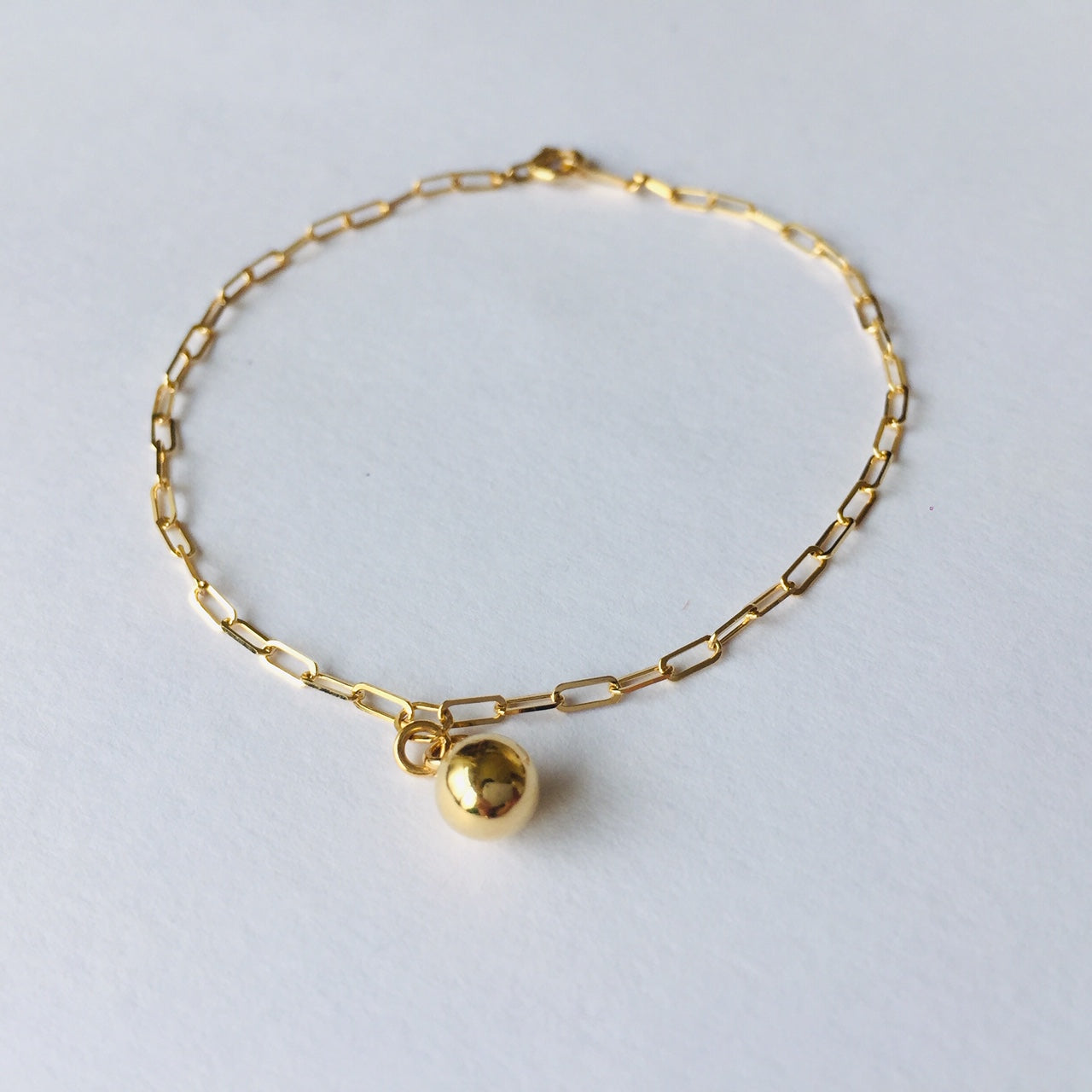 18K Gold Box Chain Bracelet with Gold Ball / Sphere Charm For