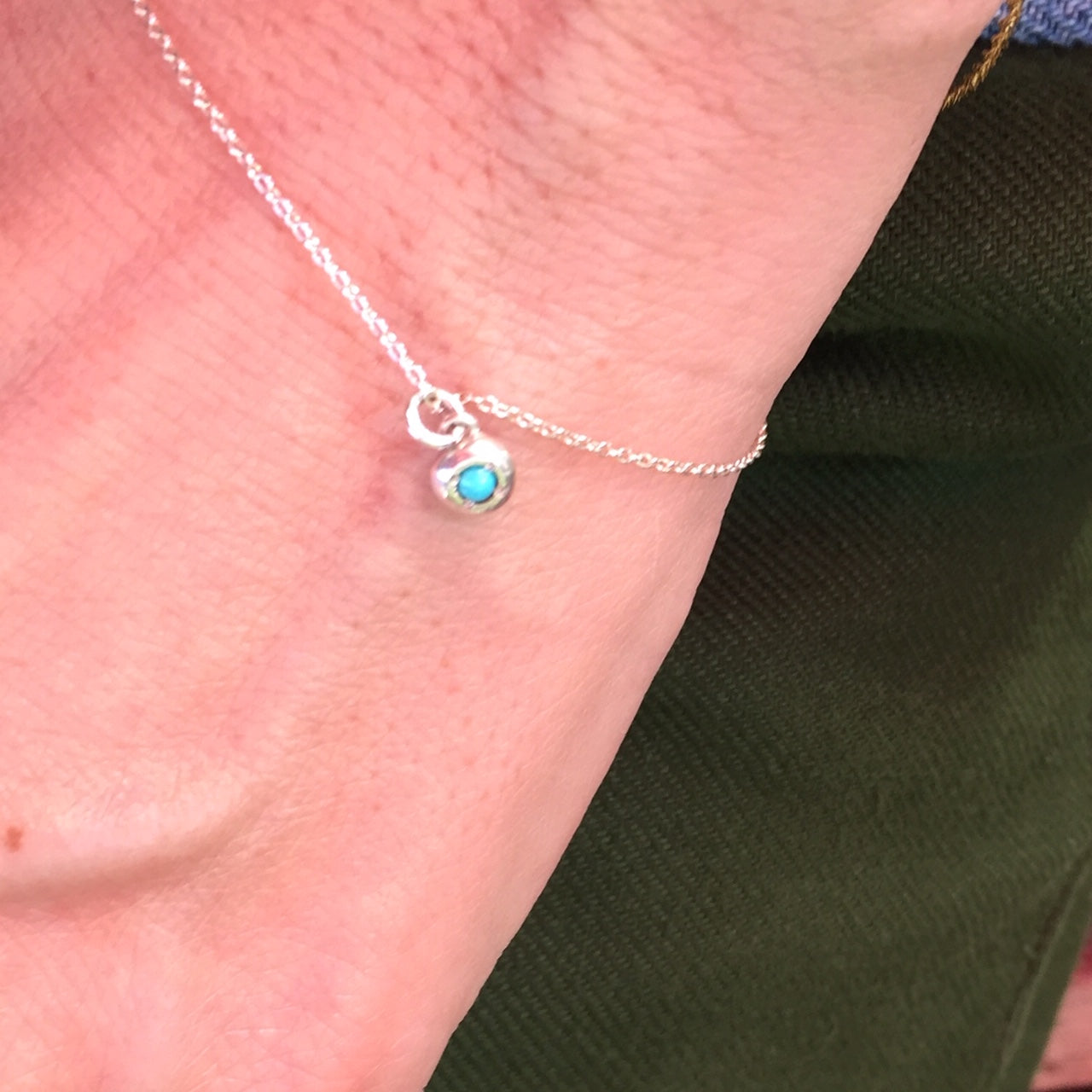 Turquoise Raw Gem / Birthstone on Flattened Ball Charm and Silver925 Thin Chain Bracelet For Women カラーストーン・ターコイズ・ お守りジュエリー・ひと粒・天然石・誕生石・シルバー・チャーム・ブレスレット