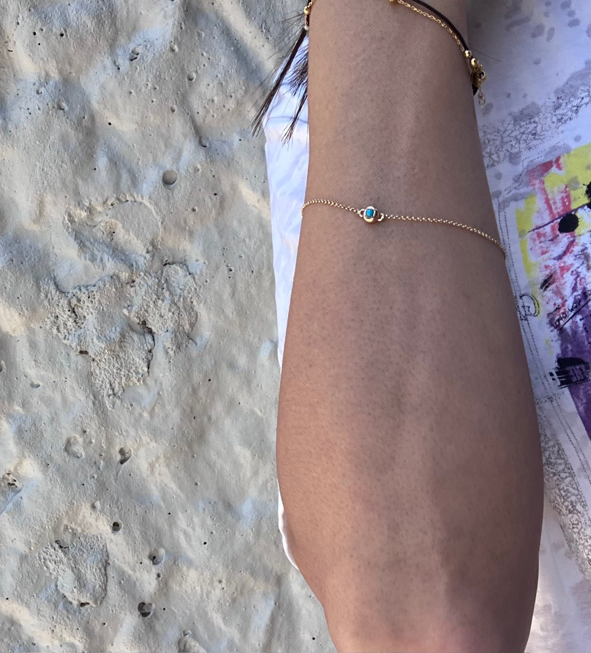 Turquoise Raw Gem / Birthstone Inside Flattened 10K Gold Ball Charm & Gold Chain Bracelet For Women ターコイズ お守りチャームブレスレット・天然石・誕生石ブレスレット