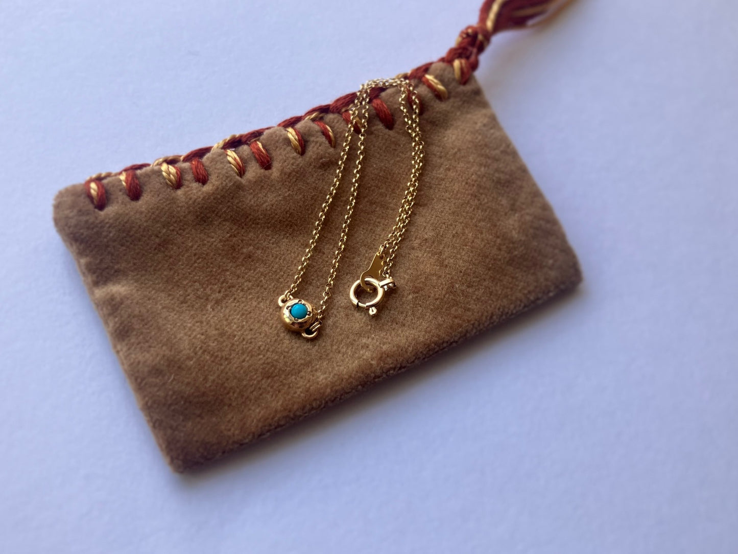 Turquoise Raw Gem / Birthstone Inside Flattened 10K Gold Ball Charm & Gold Chain Bracelet For Women ターコイズ お守りチャームブレスレット・天然石・誕生石ブレスレット