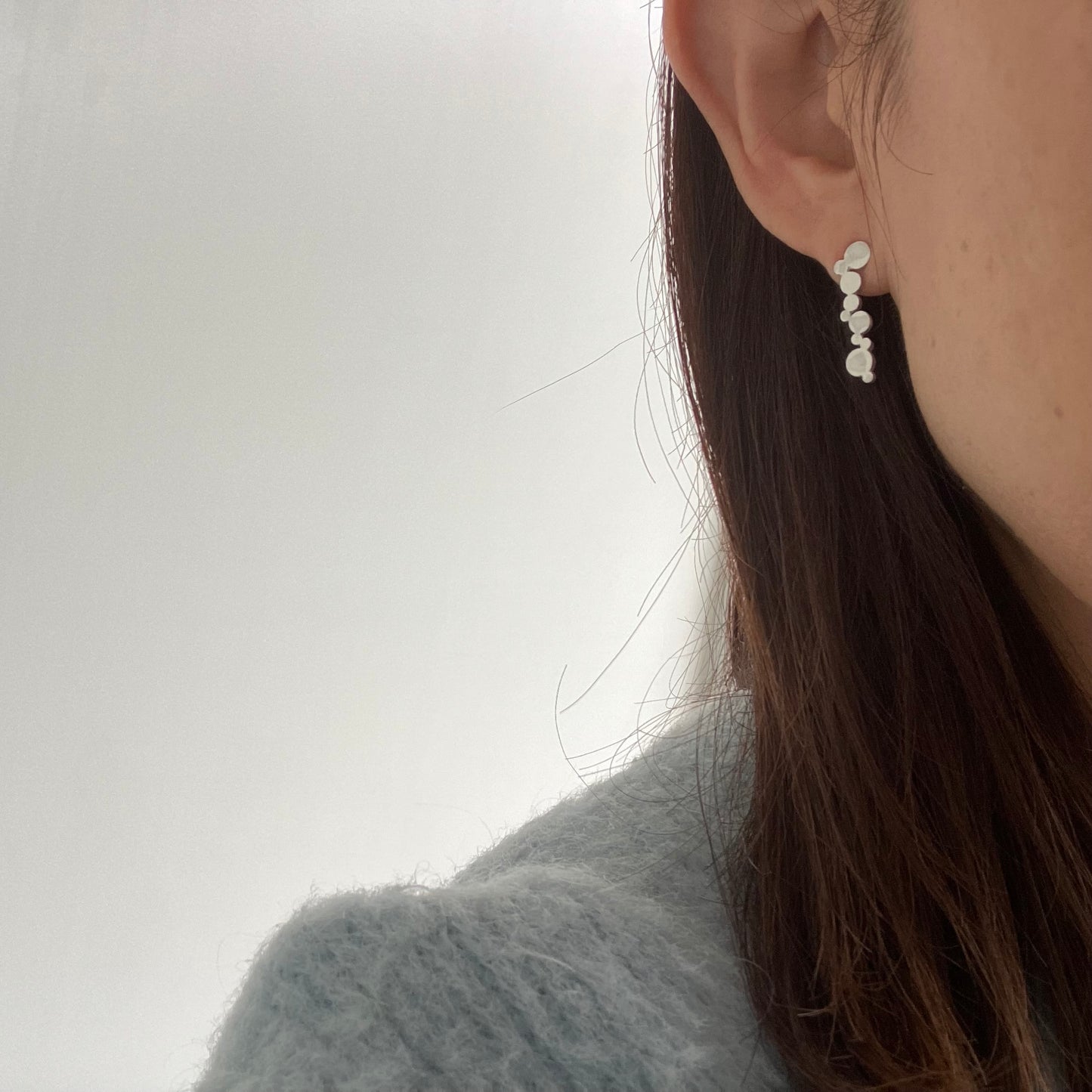 Medium Matte Finished Sterling Silver925 Bubble / Shower Stud Earring For Women シルバー バブルシャワー フロート 片耳ピアス
