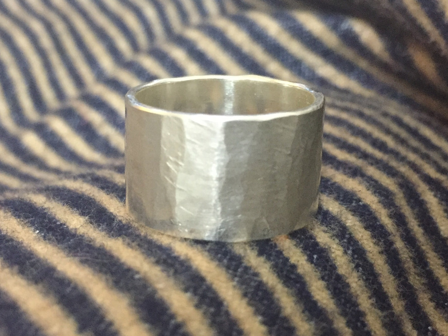 Hammered Sterling Silver925 Wide Ring / Band with Semi Matte For Men & Women ユニセックス・幅広・槌目・シルバーリング・バンド