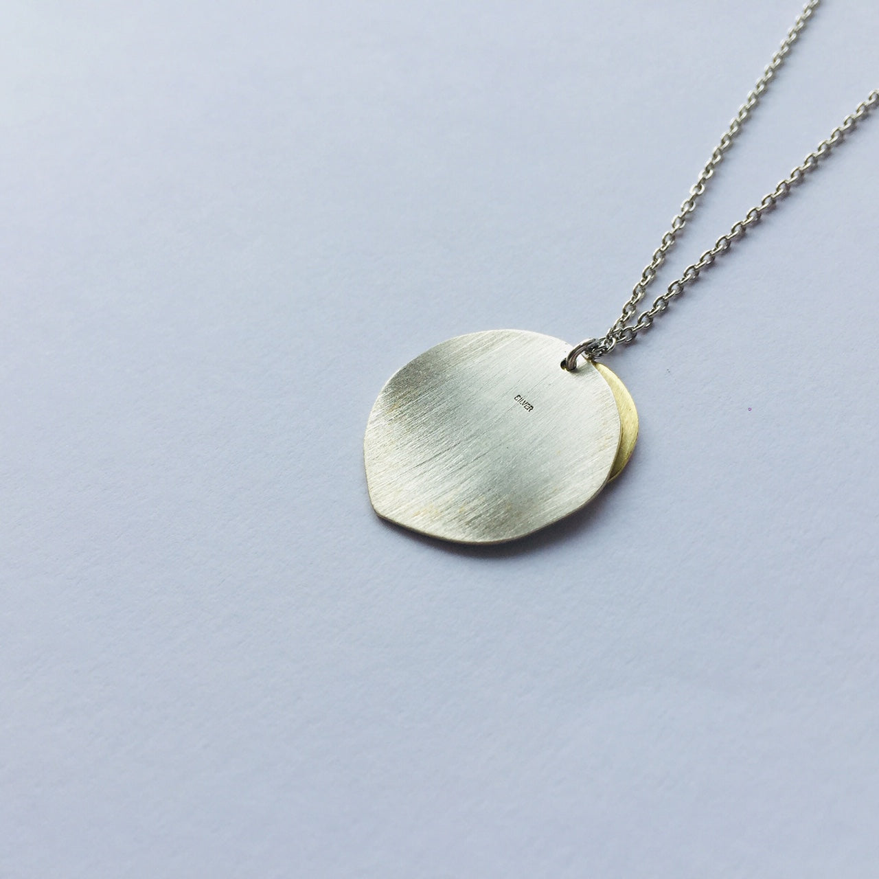 Unique Medallion / Round Combination Silver & Brass Pendant with Silver Chain Necklace コンビネーション・重ね付け・シルバー・真鍮・コインモチーフ・ネックレス・ペンダント