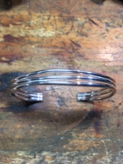 3 Lines Sterling Silver925 Wave Bangle For Men & Women ユニセックス・シルバー・ウェイ –  JUNIQUE JEWELRY